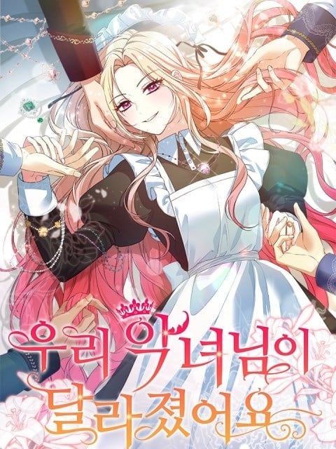 Reading Manhwa Our Villainess Has Changed