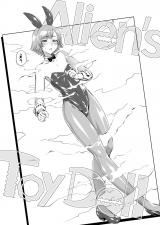 Reading Manga Alien's ToyDoll